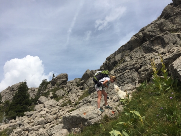 Speciale drinktechniek met camelbak wandelen als het warm is