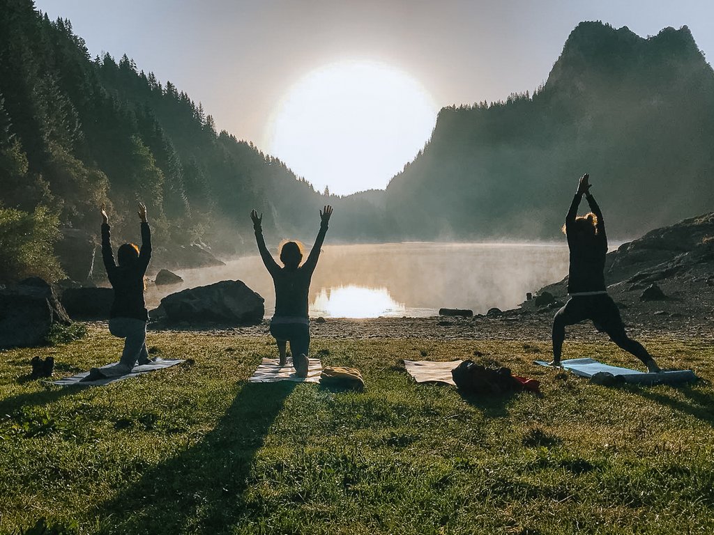 Yoga Swiss alps